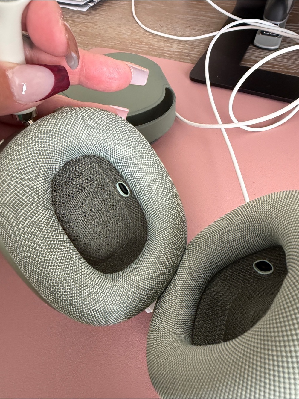 Apple AirPods Max - Picture 4 of 11